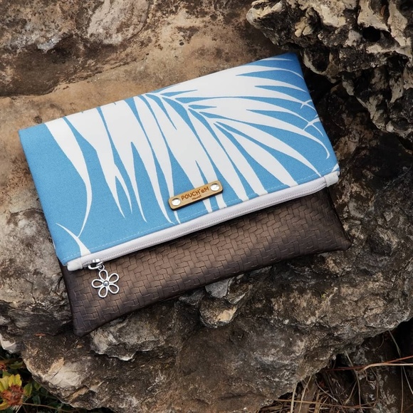 SOLD!!! Made in Hawaii Fold-Over Clutch - Picture 3 of 4